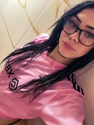 Девушка для секса Michaela - фото 2