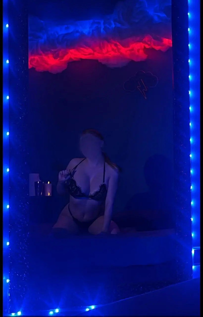 Erotic masseuse Stacy - Avalon club, Praha 2 - photo 4