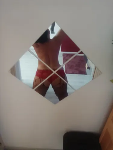 Girl for sex Lili - photo 4