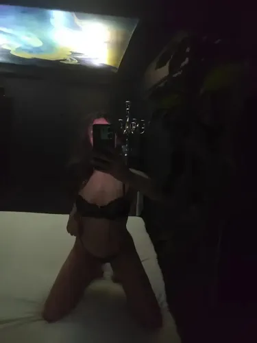 Эротическая массажистка Chloe Эскорт - Relax Massage Praha, Прага 1 - фото 2