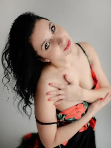 Erotická masérka Ella - Masáže Esence Tábor, Tábor - fotka 3