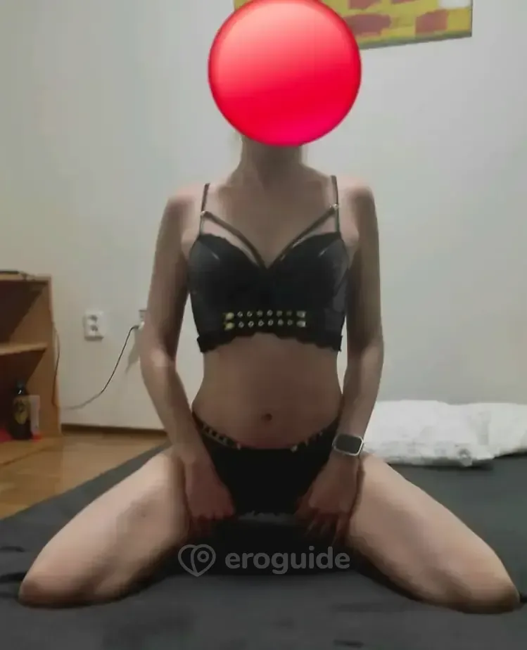 Holka na sex Valerie Escort - fotka 2