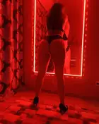 Lola - masérka v Sin 66