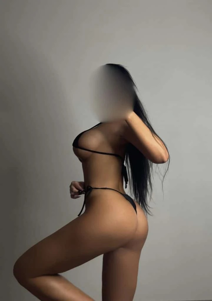 Holka na sex Deniska - fotka 7