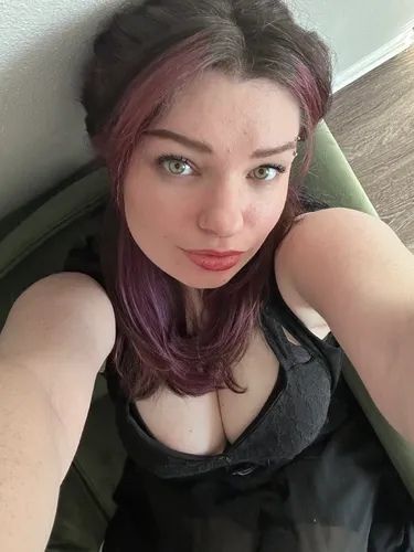 Girl for sex Bri Kennedy - photo 3