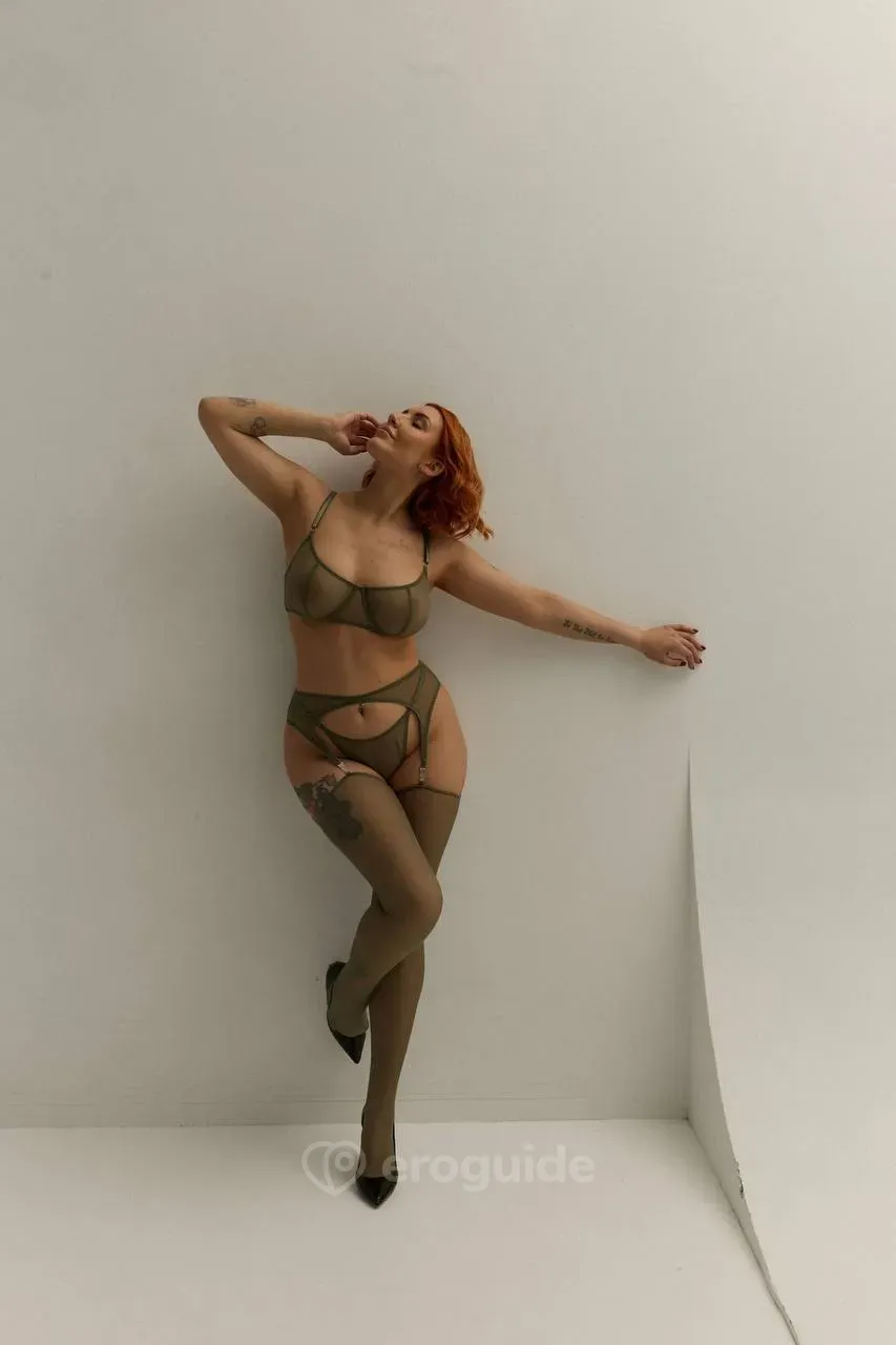 Holka na sex Mila Foxy Escort - fotka 3
