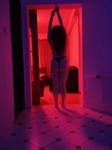 Erotická masérka Mona - fotka 3