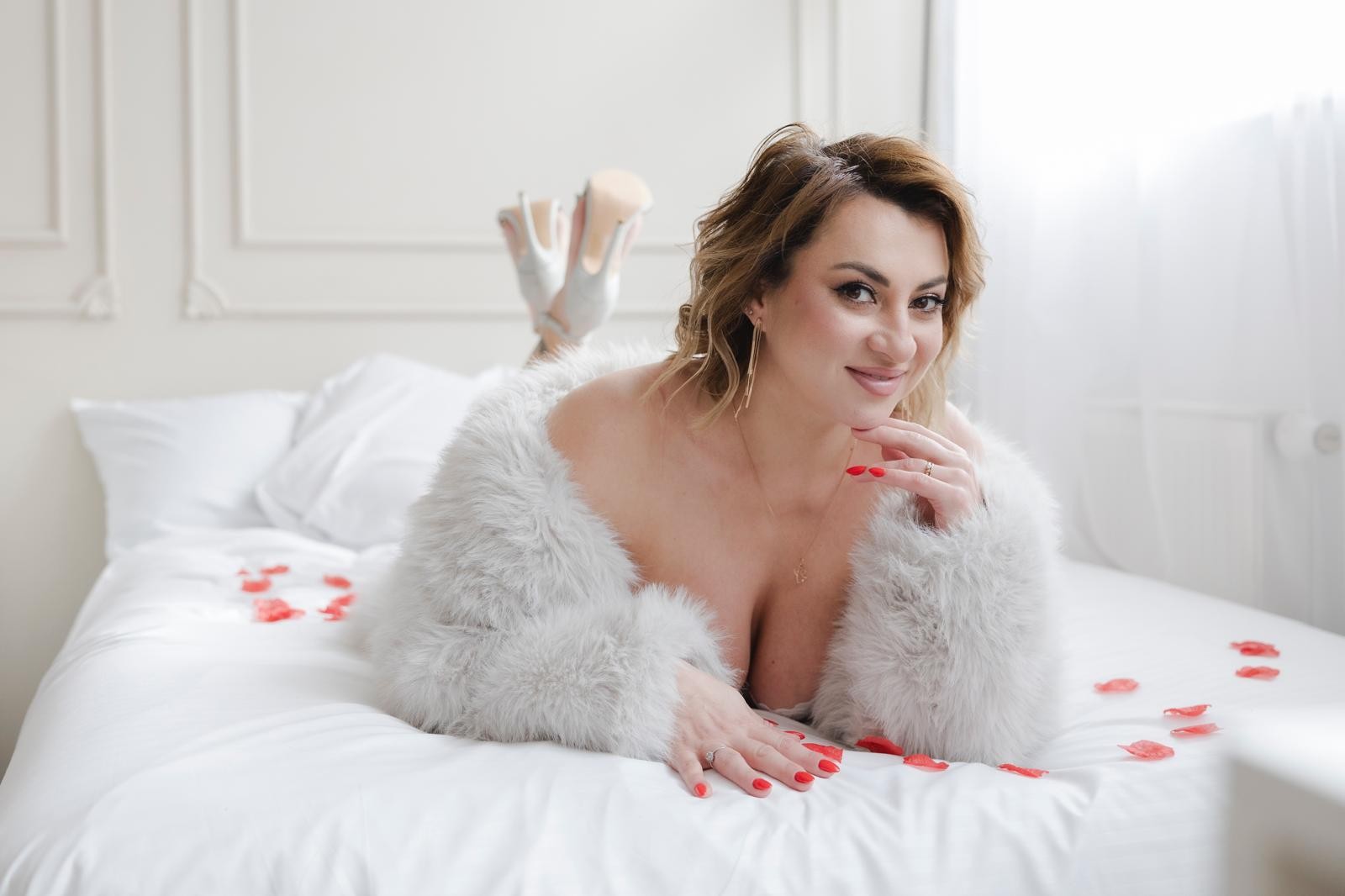 Holka na sex Ivanna  Escort - Baby Cakes, Praha 1 - fotka 8