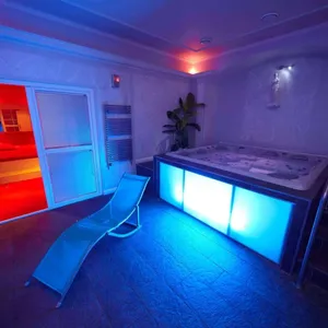 Erotický privát Alibaba night club - fotka 1