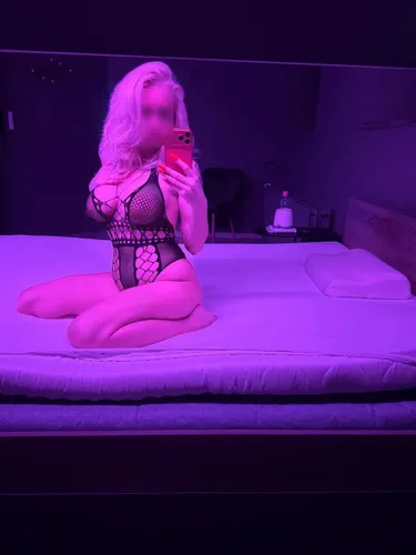 Erotic masseuse Tinka - Lotus Dream, Prague 1 - photo 1