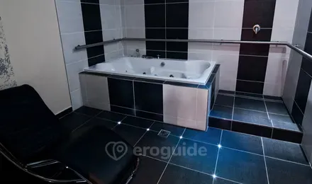 Erotický privát Alibaba night club - fotka 2