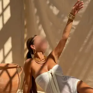 Erotic masseuse Sandra - Prague Fenix salon, Prague 2 - photo 2