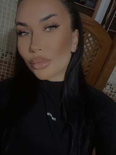 Holka na sex Lina Escort - Sexy girls, Praha 2 - fotka 2