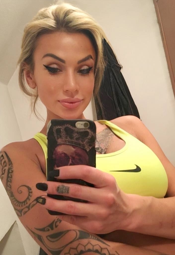 Holka na sex Yanina Escort - fotka 4