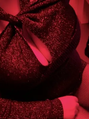 Holka na sex Zuzana, Escort - Praha 1 (Ověřený profil)