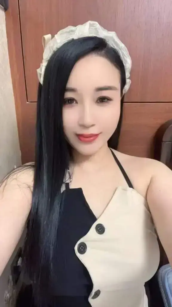 Girl for sex Luna - Asiatky v Brně, Brno - photo 4