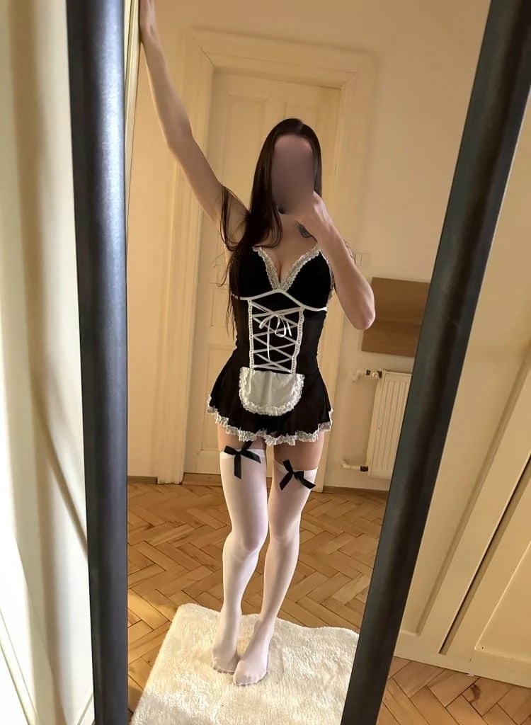 Holka na sex Ella Escort - fotka 13