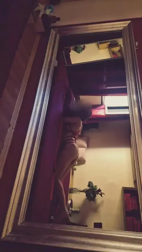 Erotic masseuse Gwen Escort - photo 3