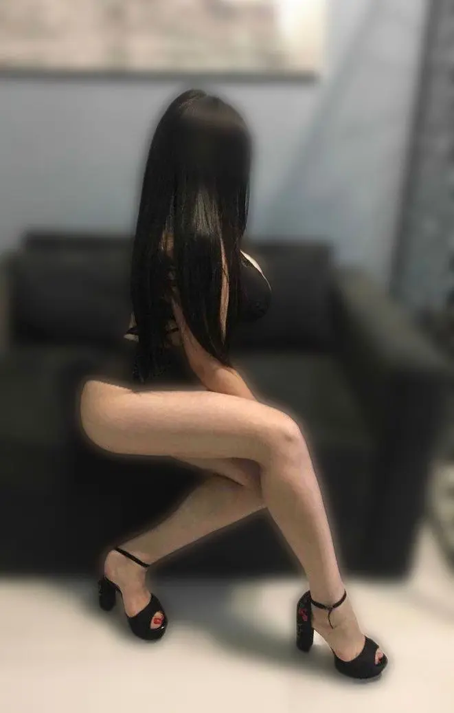 Holka na sex Milana Escort - fotka 4