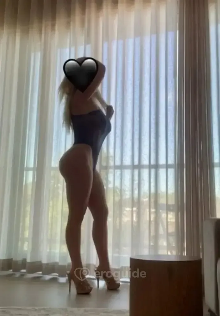 Holka na sex Nina Escort - fotka 3