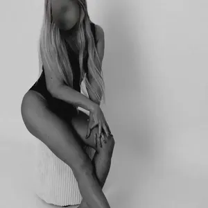 Эротическая массажистка Sofia Эскорт - Paradise massage, Praha 1 - фото 2