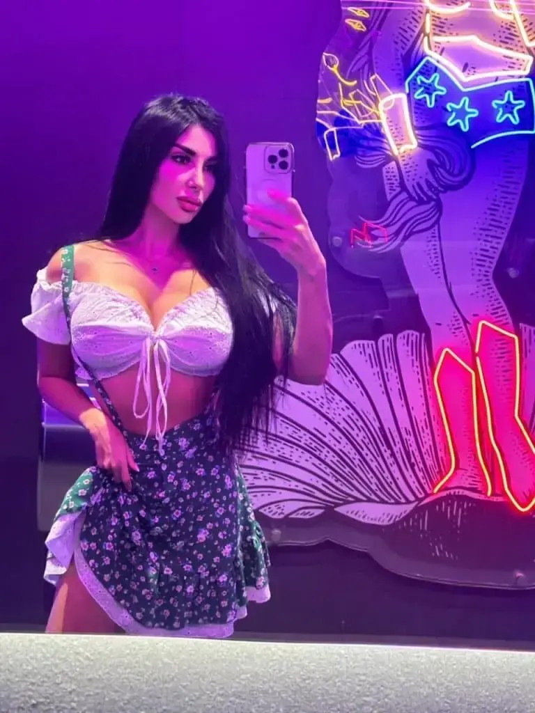 Holka na sex Tinka Escort - fotka 13