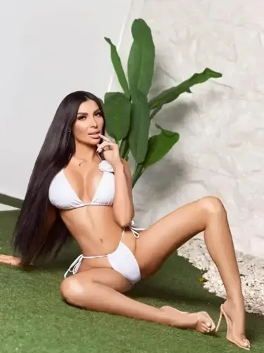 Holka na sex Tinka Escort - fotka 6