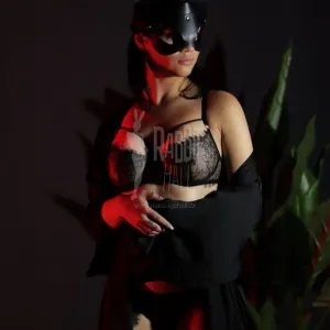 Эротическая массажистка Violette Эскорт - Rabbit Hall, Praha 2 - фото 9