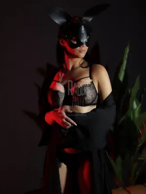 Эротическая массажистка Violette Эскорт - Rabbit Hall, Praha 2 - фото 9