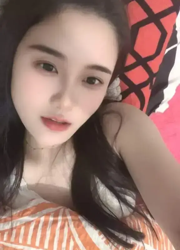 Holka na sex Yuyu - Asiatky v Brně, Brno - fotka 1