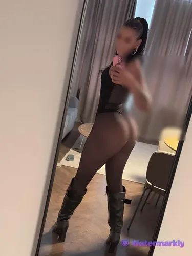 Holka na sex Sammy - Lovely girls, Praha 2 - fotka 6