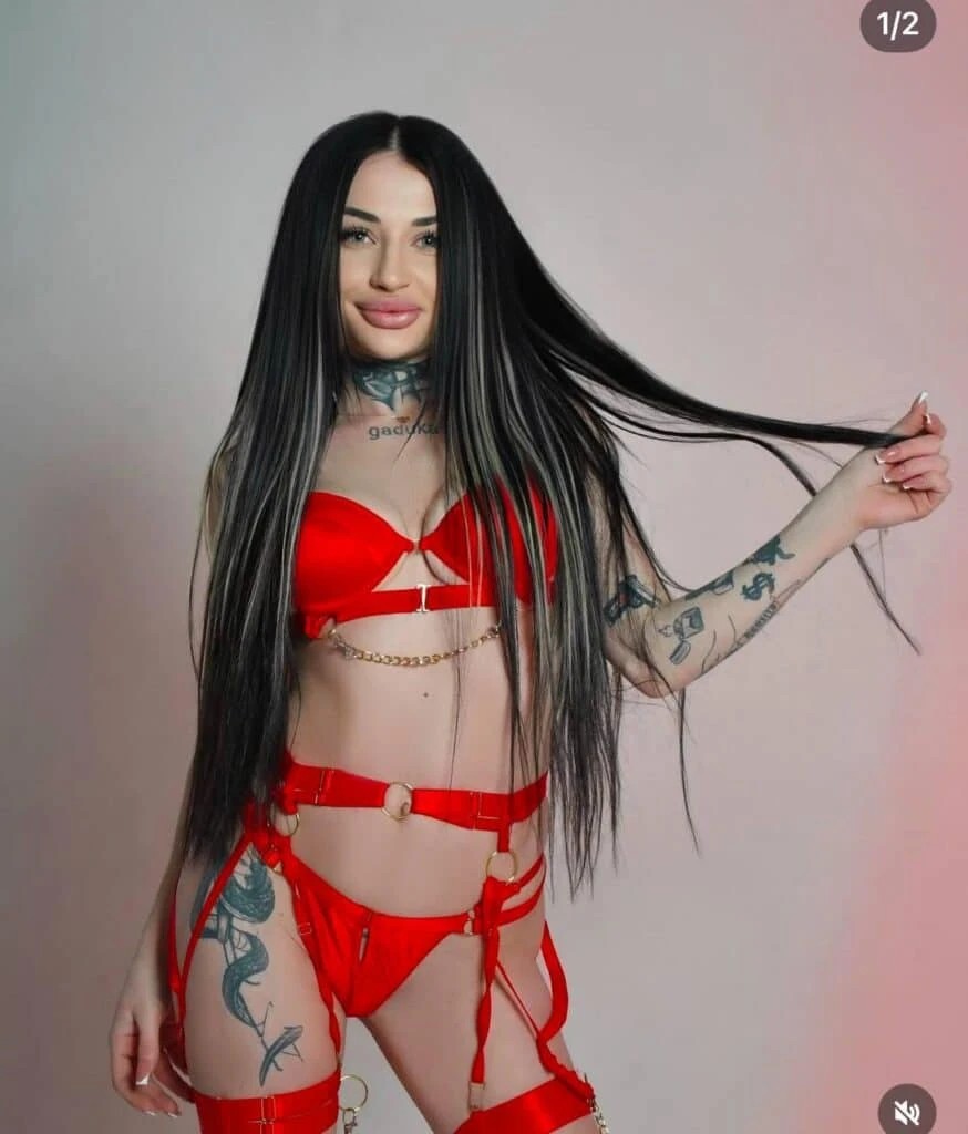 Holka na sex Adriana Escort - fotka 5