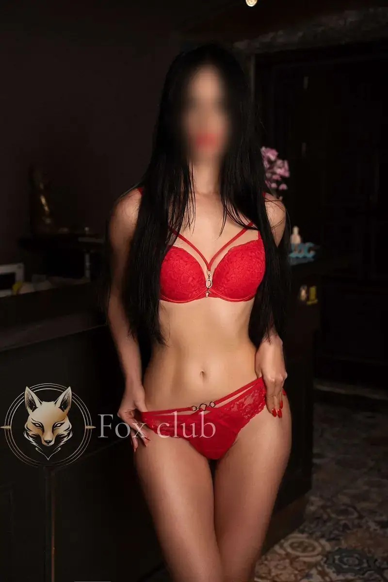 Erotická masérka Kate - Fox Club, Praha 1 - fotka 3