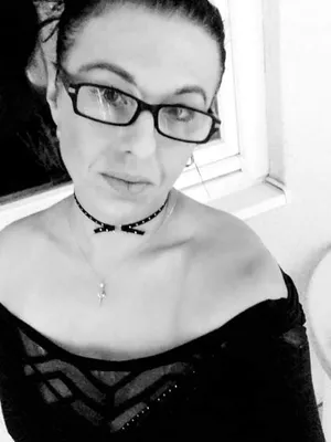 Holka na sex Laura, Escort - Znojmo