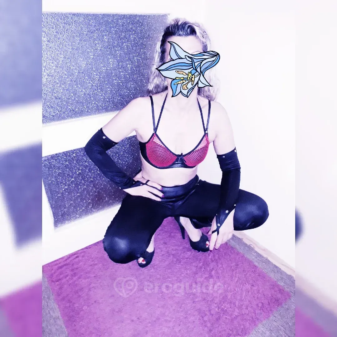 Erotic masseuse Daša Erotická webka - photo 3