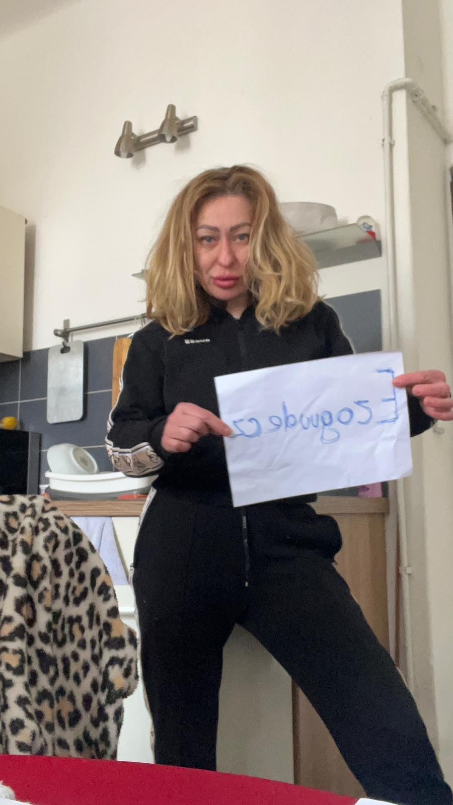 Holka na sex Mila Escort - Baby Cakes, Praha 1 - fotka 5