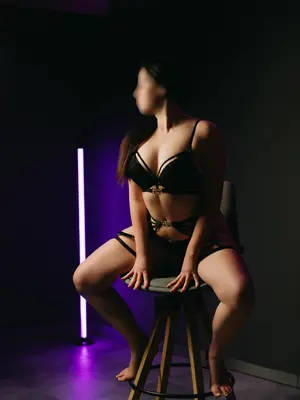 Erotická masérka Ada, Escort - Lotus Dream - Praha 1