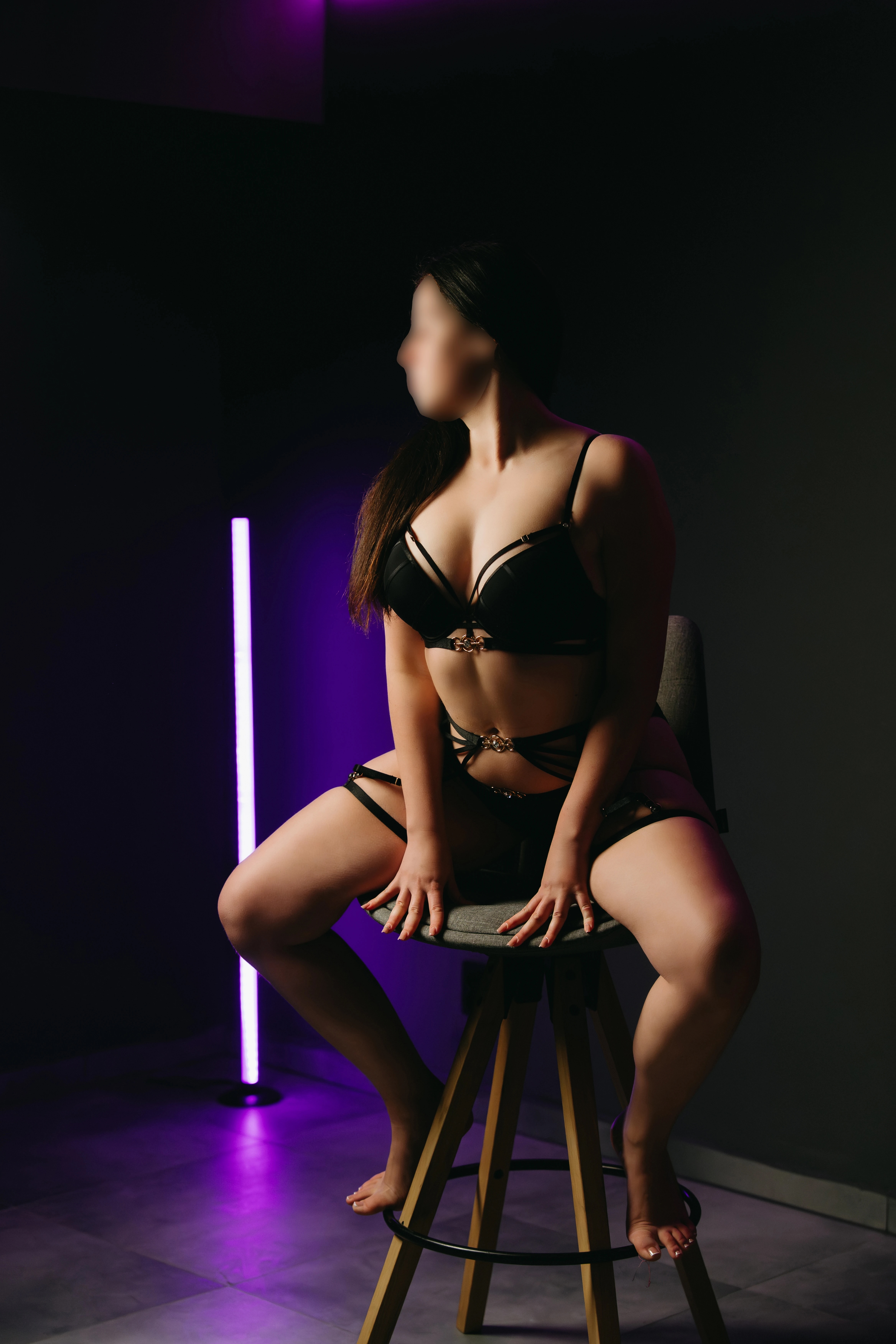 Erotická masérka Ada Escort - Lotus Dream, Praha 1 - fotka 1