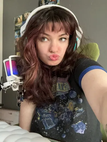 Girl for sex Bri Kennedy - photo 4