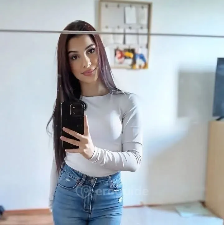 Girl for sex Lenka - photo 3