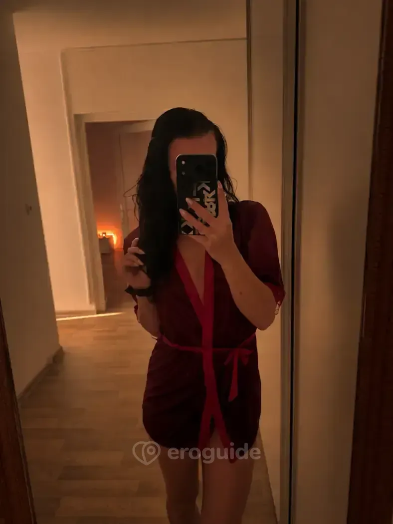 Erotická masérka Sweet Velvet - fotka 3