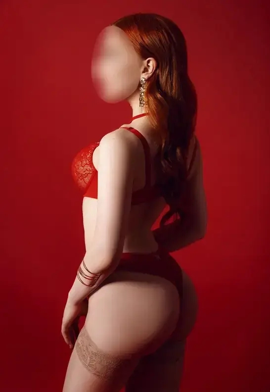 Erotická masérka Ruby Escort - Tantra club, Praha 2 - fotka 3