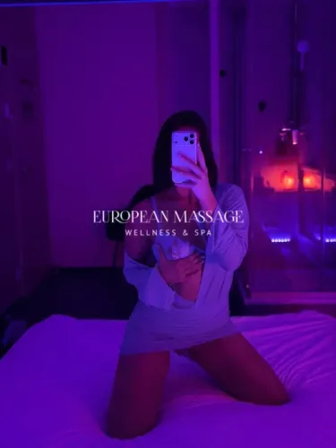 Erotická masérka Alina - European massage, Praha 8 - fotka 2