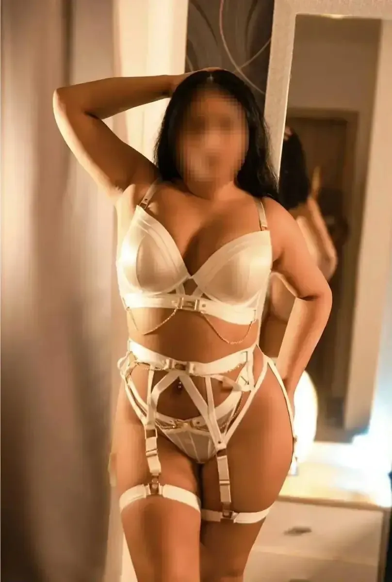 Erotická masérka Megan Escort - Relax Massage Praha, Praha 1 - fotka 3