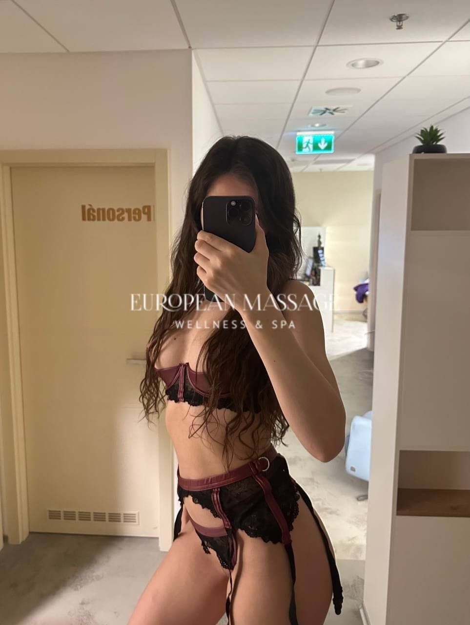 Erotická masérka Molly - European massage, Praha 8 - fotka 21