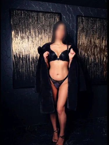 Erotická masérka Sofia - DeLuxe massage, Praha 1 - fotka 3